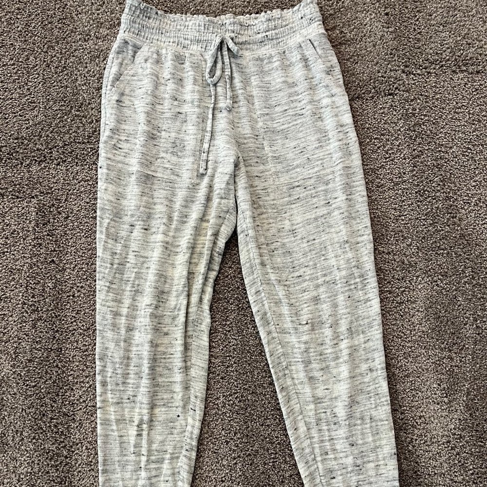 Ladies Aerie Gray/Grey Heathered Joggers